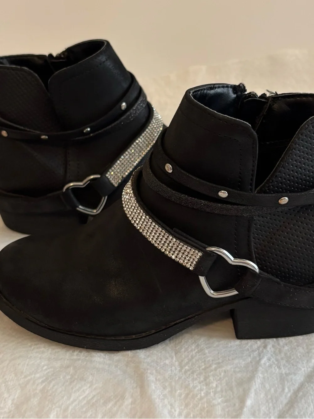 Girls Size 2M Rock Star Cool Girl Boots
